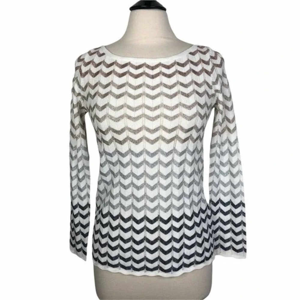 White House Black Market Chevron Pattern sweater top
